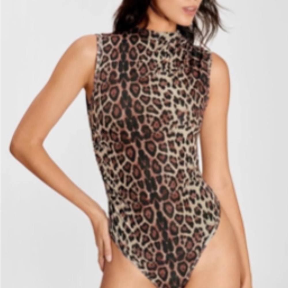 Leopard Print Sleeveless Bodysuit
